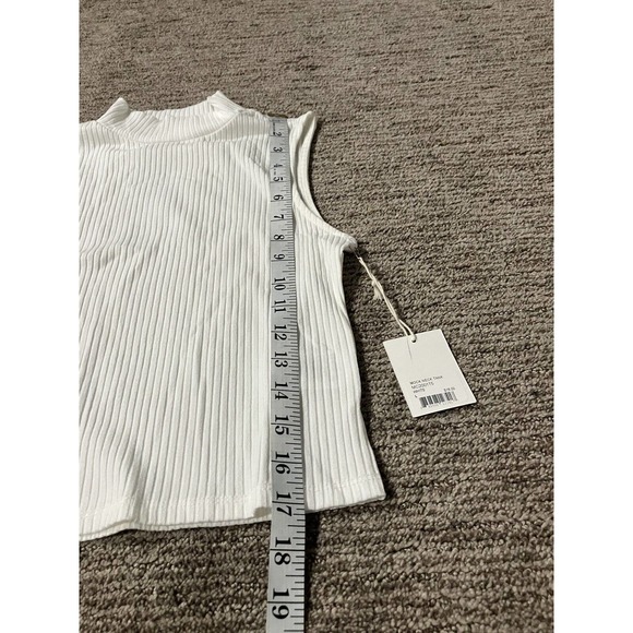 Women’s L MCLA Tank Tops Set Of Two black And White Q7 - Picture 3 of 6